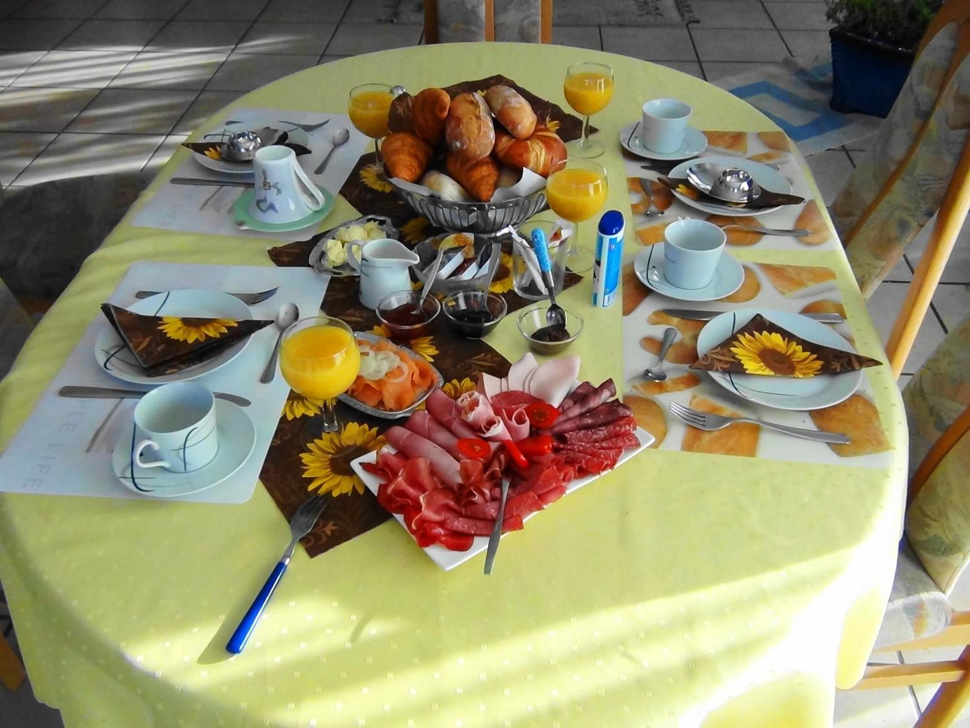 Haus Erika Am Weg Bed and Breakfast Kesswil Εξωτερικό φωτογραφία