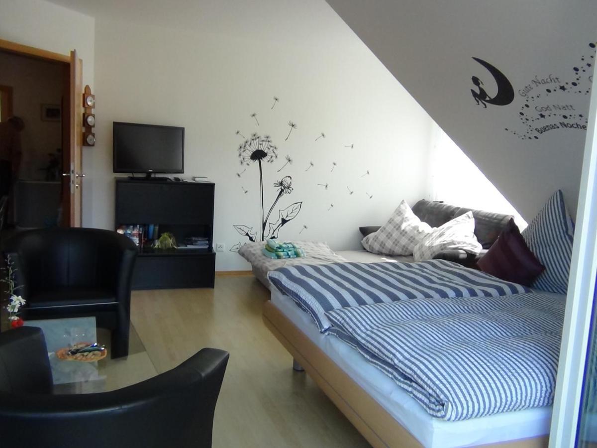 Haus Erika Am Weg Bed and Breakfast Kesswil Δωμάτιο φωτογραφία